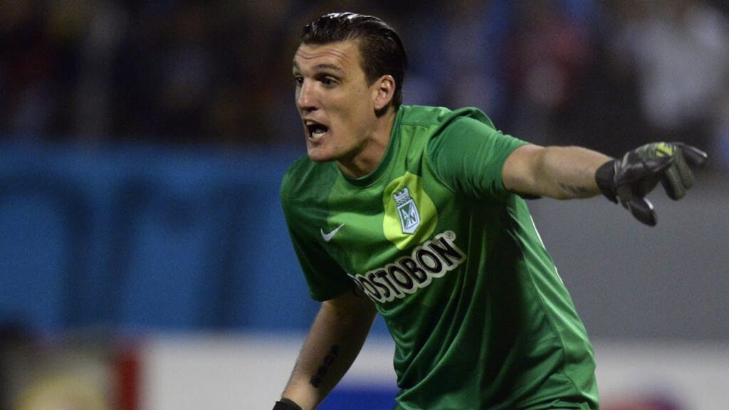 Franco Armani ● Mejores Paradas ► Atletico Nacional