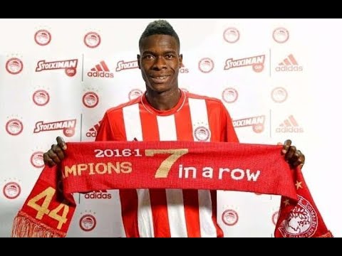 Impérial avec Olympiakos, Pape Abou Cissé est courtisé en Europe mais attend son heure en Sélection