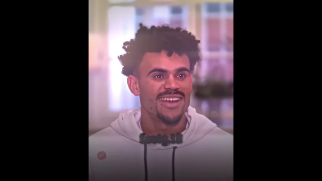 yay he is finally back!1! #football