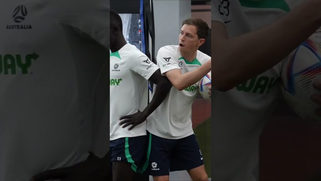 Always be 𝘼𝙬𝙚𝙧 of your surroundings... #shorts #socceroos #worldcup