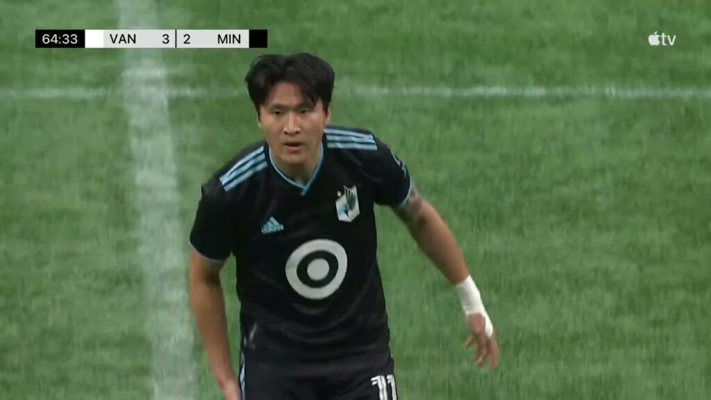 GOAL: Sang Bin Jeong, Minnesota United FC - 65th minute
