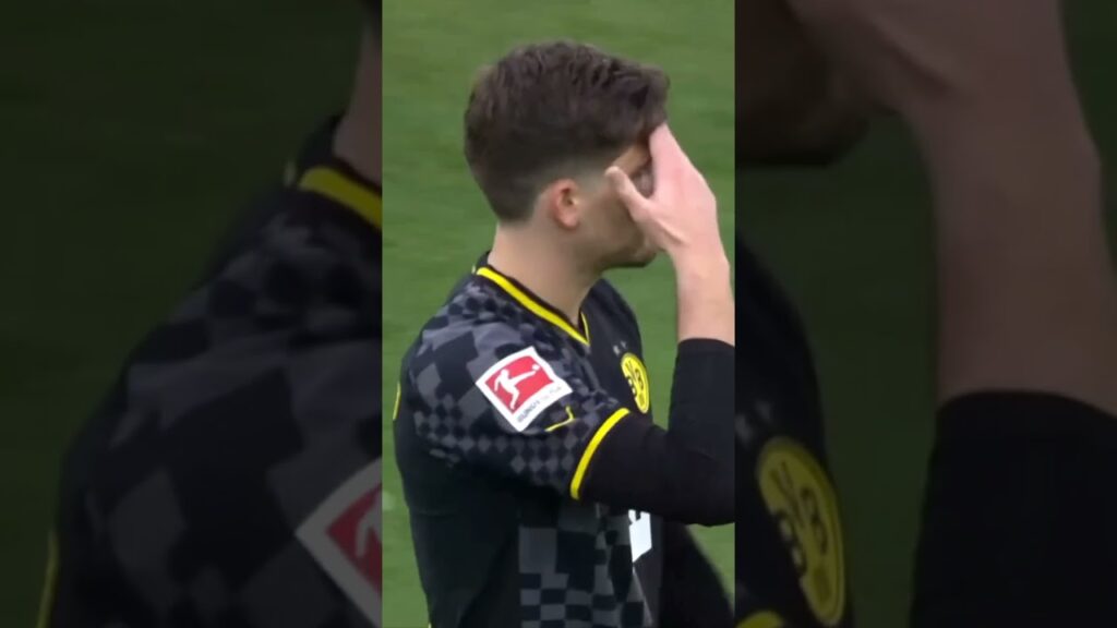 Karma-Schelle für Moukoko #shorts