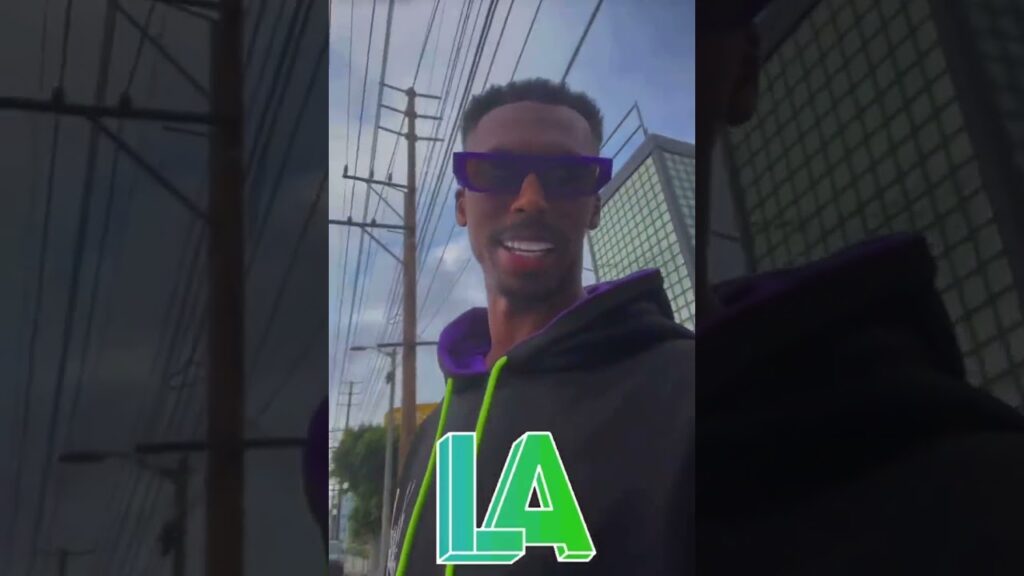 محمد كنو يبدو مستمتعا في إجازته في لوس أنجلوس