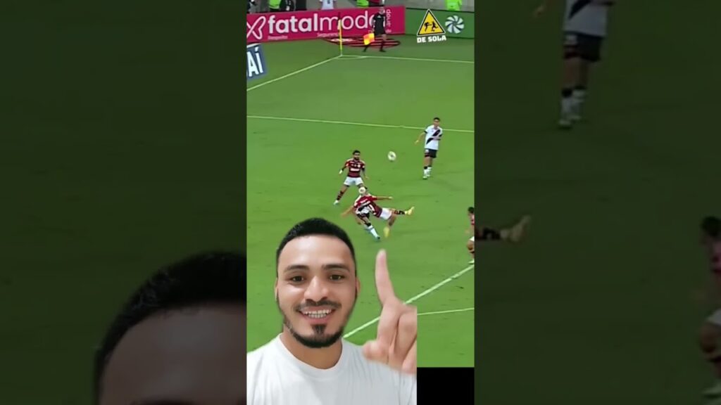 Quase Arrascaeta faz um Golaço de bicicleta #arrascaeta #flamengo #vasco #shorts