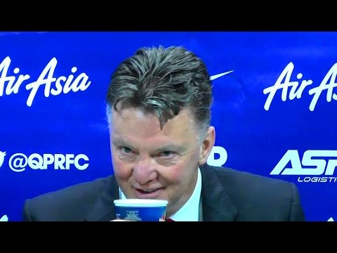 Louis van Gaal Orders Coffee During QPR/MUFC Presser - Gets 2 Sugars 'Because You Scored 2 Goals!'