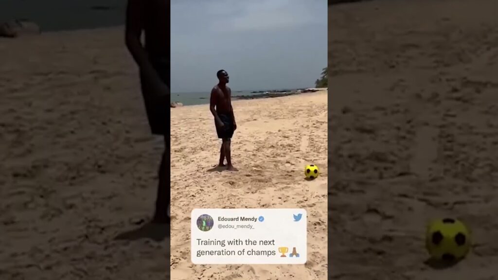 Throwback to Edouard Mendy showing love to the kids ❤️ (via edou_mendy_/TW) #shorts