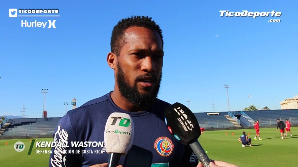 Kendall Waston: "España nos dará una prueba de lo que podemos ver en el Mundial"