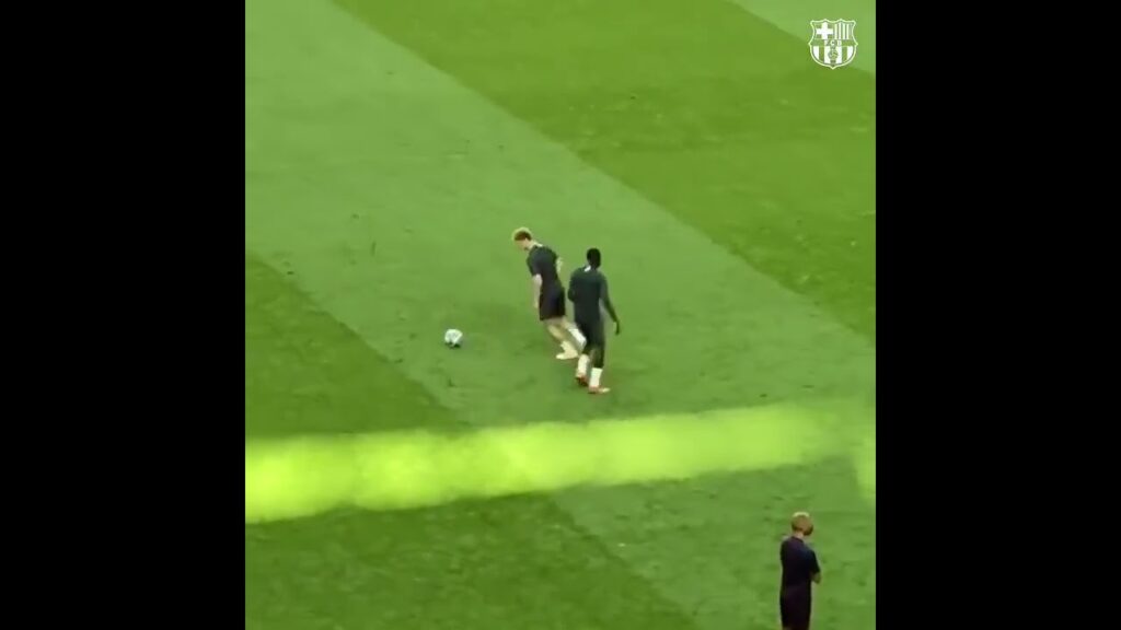 Frenkie de Jong vs. Ousmane Dembele 😆