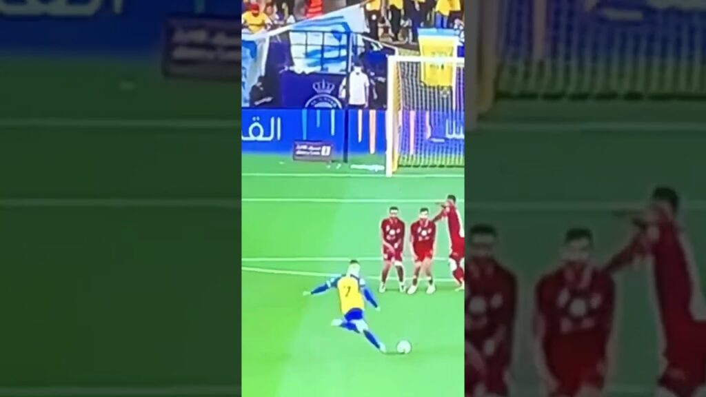 Ronaldo scores a goal from free kick for Al Nassr #shorts