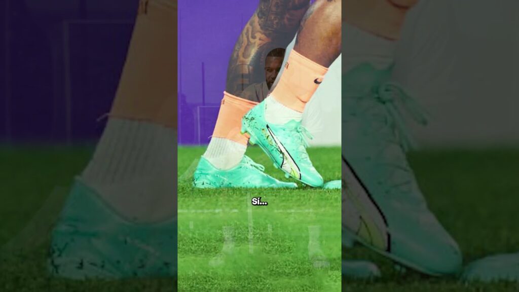 😯 Por qué MEMPHIS DEPAY lleva así las ESPINILLERAS??? Él nos lo cuenta... #shorts #MenphisDepay