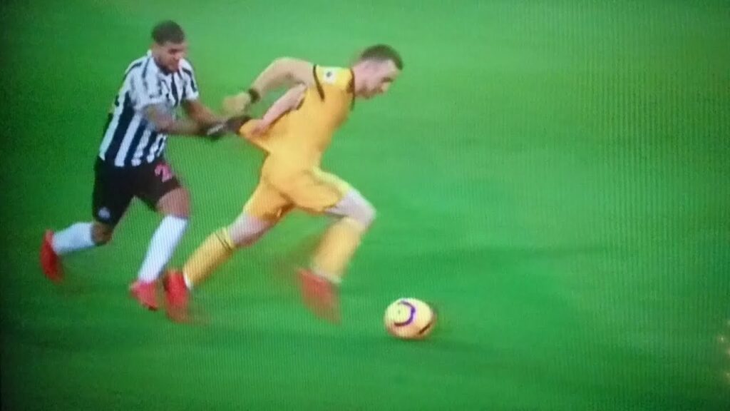 DeAndre Yedlin Gets RED CARD. Mike Dean Got it Right.