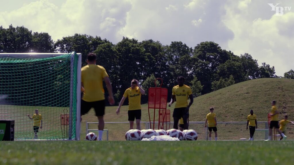 Interviews mit Christian Fassnacht und Raphael Wicky zum Trainingsstart