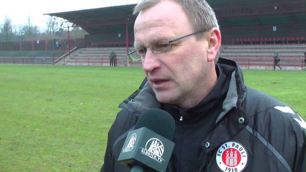 Otto Addo (Hamburger SV U19) und Joachim Philippkowski (FC St. Pauli U19) – Die Stimmen zum Spiel Otto Addo (Hamburger SV U19) und Joachim Philippkowski (FC St. Pauli U19) - Die Stimmen zum Spiel