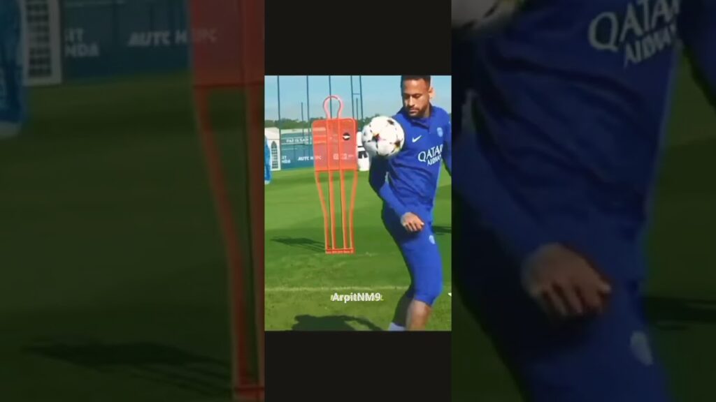 999% football  skills in training 😗