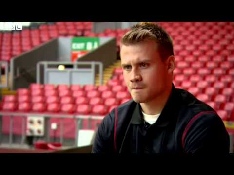 Luis Suarez is a 'nice fella' - Liverpool goalkeeper Simon Mignolet