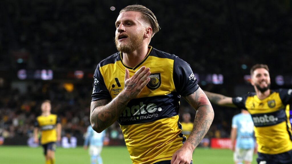 Jason Cummings best Isuzu UTE A-League moments