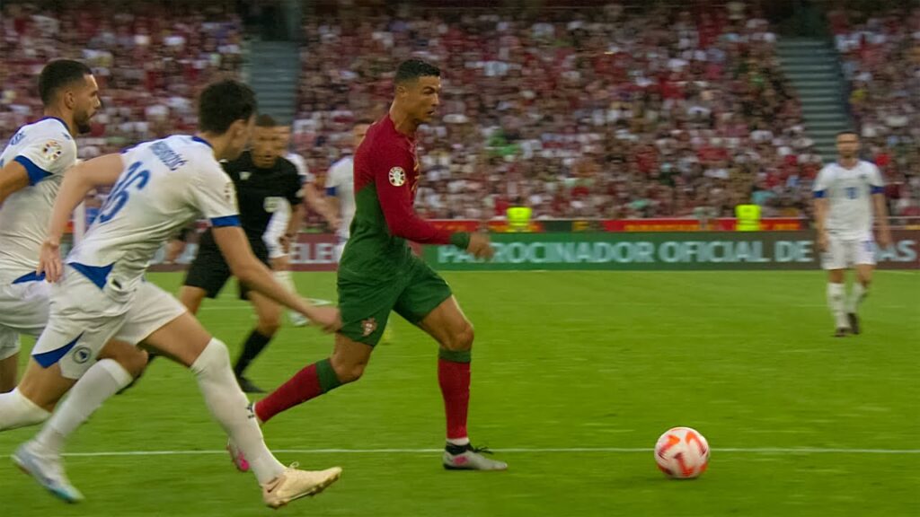 Cristiano Ronaldo vs Bosnia (17/06/2023) • English Commentary • EURO 2024 Qualifiers | UHD 4K Cristiano Ronaldo vs Bosnia (17/06/2023) • English Commentary • EURO 2024 Qualifiers | UHD 4K
