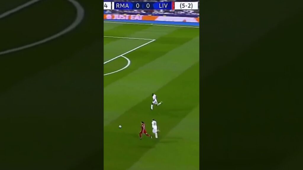 Antonio Rüdiger tackle