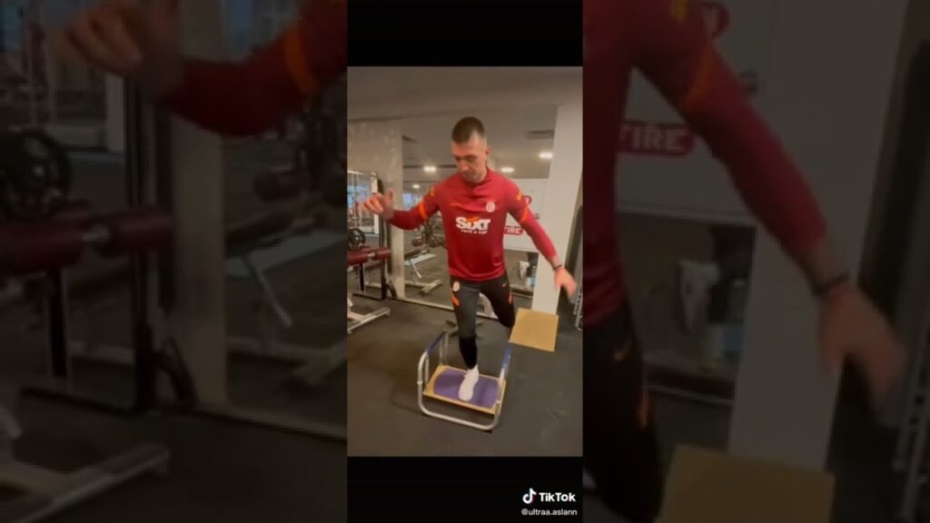 Babel vs. Muslera Denge Antrenmanı 😀 #shorts