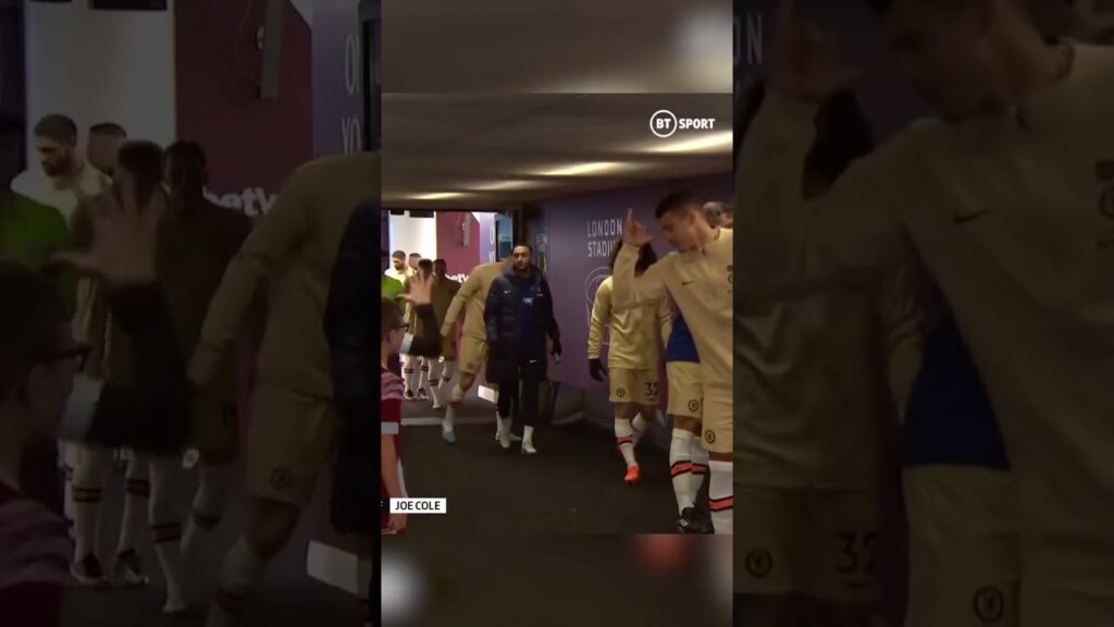 Thiago Silva done by one of the oldest tricks in the book!! 🤝😂