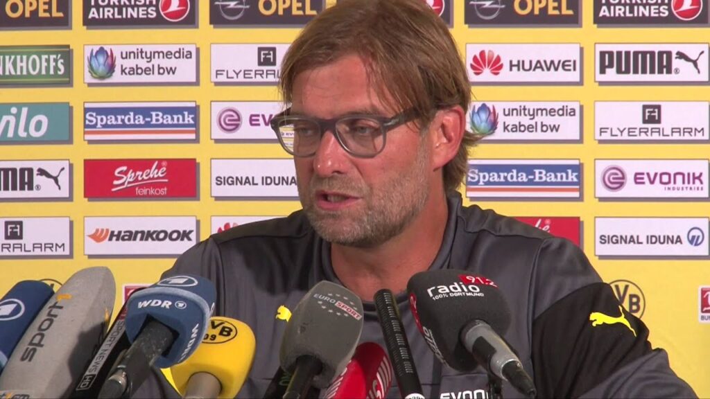 Jürgen Klopp zu Matthias Ginter: "Trikot steht ihm gut" | Borussia Dortmund