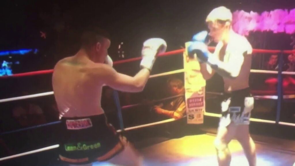 muay thai fights,,Gavin rogerson vs Nick Wilson rds 1-2