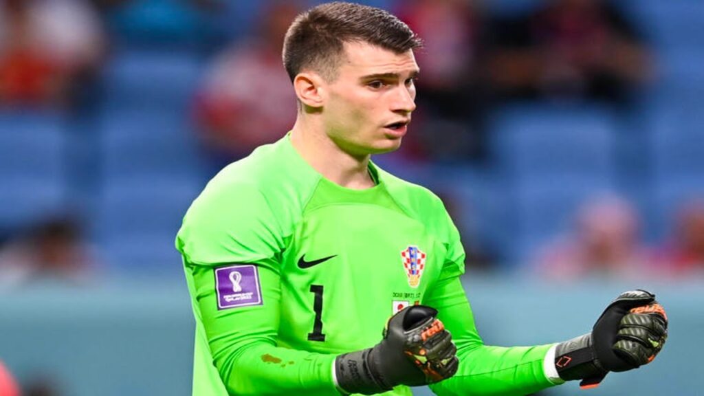 this is why Fiorentina want to sign Dominik Livaković...