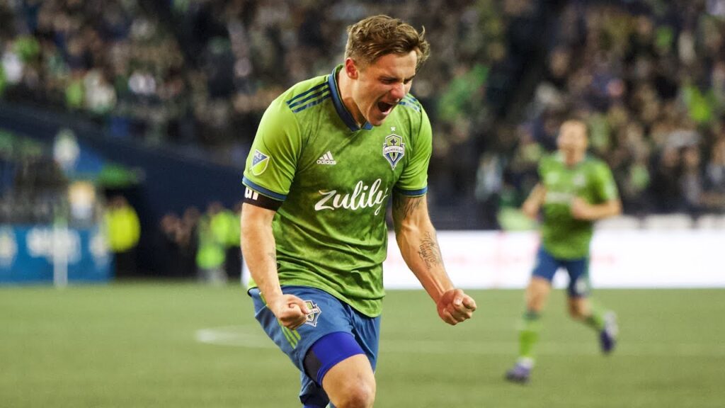 Jordan Morris scores two goals in his return from injury