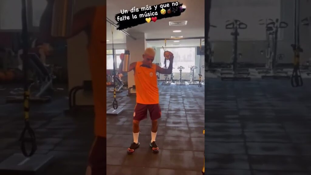 😍🕺🏻 Lucas Torreira mutlu, biz mutlu! #galatasaray