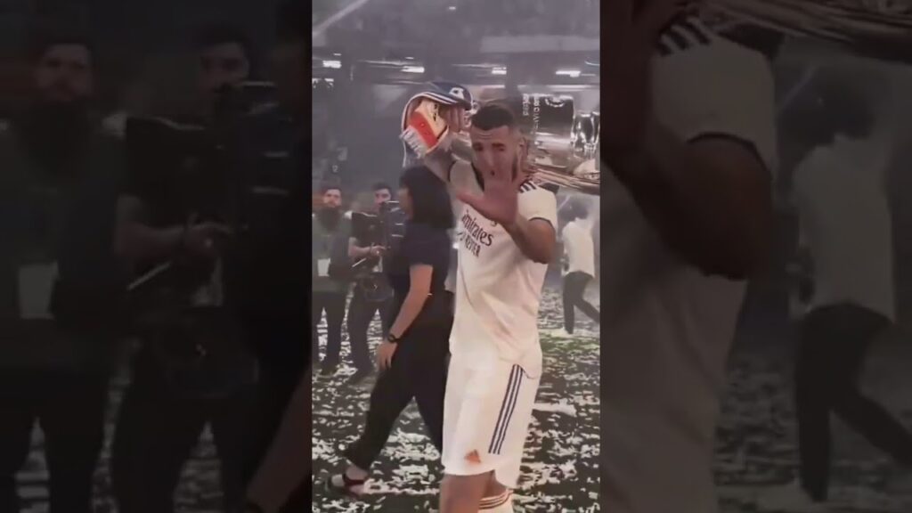 the boss is here😎