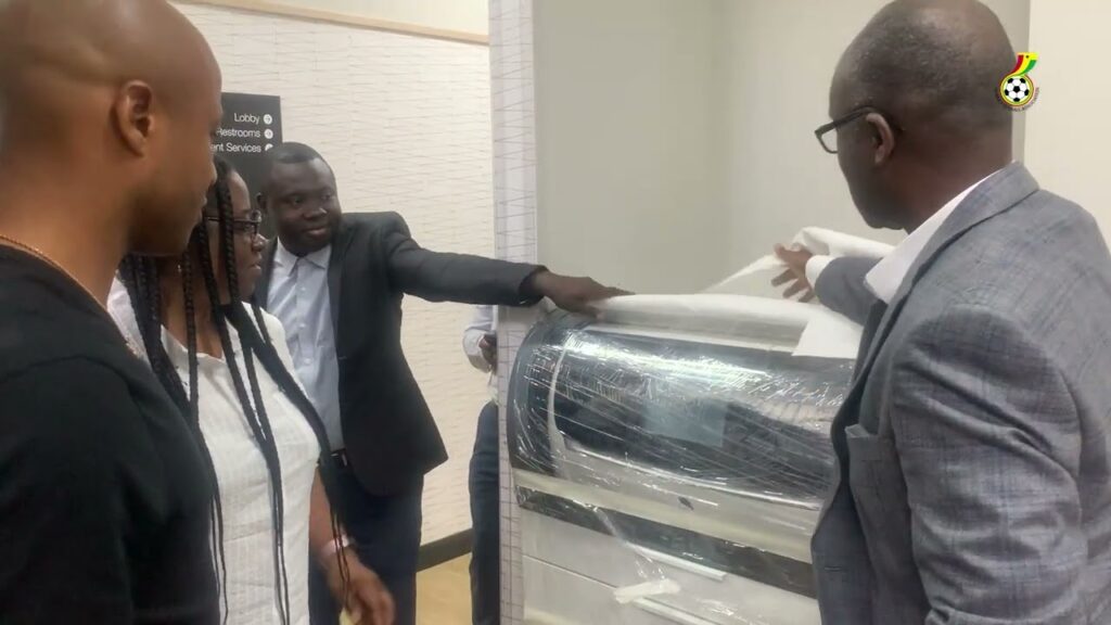 BLACK STARS CAPTAIN ANDRE AYEW VISITS OFFICIAL DENTAL PARTNER, BETHEL DENTAL CLINIC