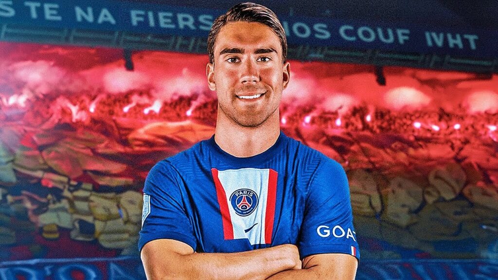 𝐓𝐇𝐈𝐒 is why Paris Saint-Germain wants Dušan Vlahović.. 𝐓𝐇𝐈𝐒 is why Paris Saint-Germain wants Dušan Vlahović..