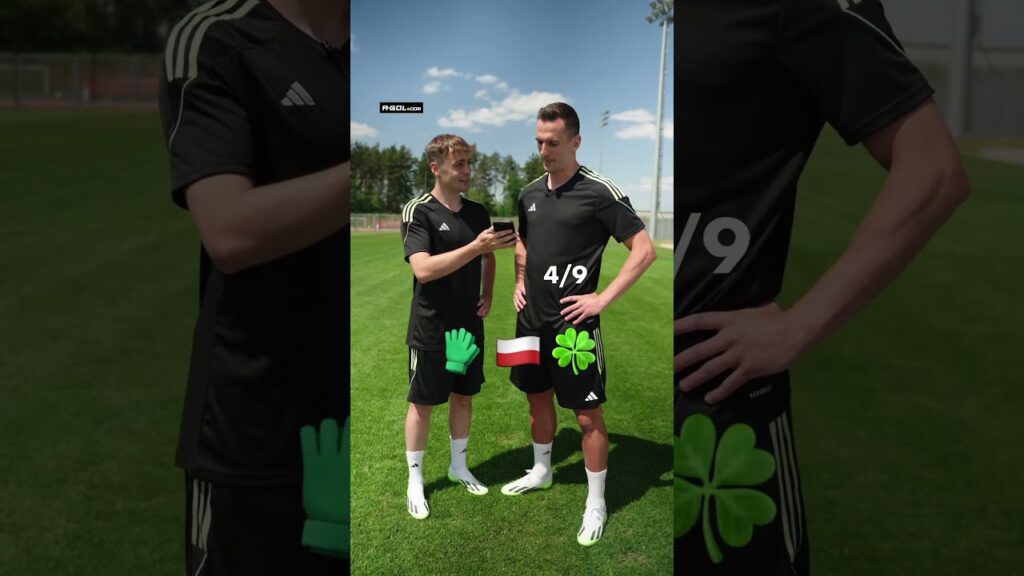 Milik vs emojis! 😂