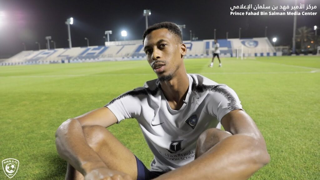 🎥 | كنو في #حوار_الجمهور : "مافيه أحد ما يتمنى يلعب في #الهلال "