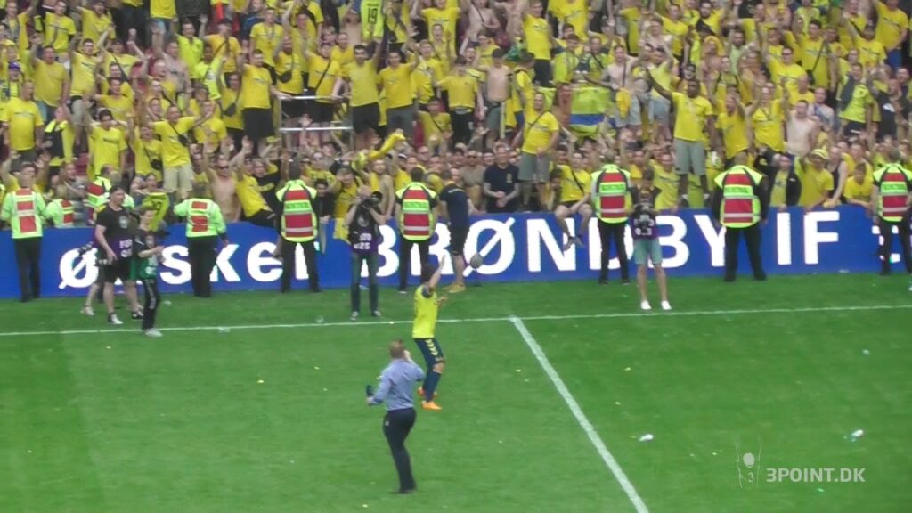 Christian Nørgaard blev hyldet efter pokalfinalen