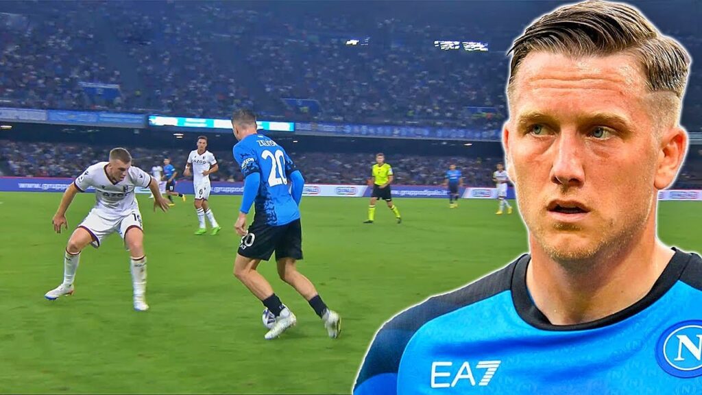 Look what Piotr Zieliński is doing at Napoli! 👀