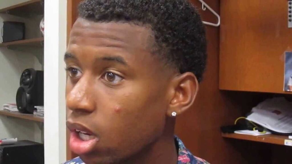 Kellyn Acosta Goes The Full 90!