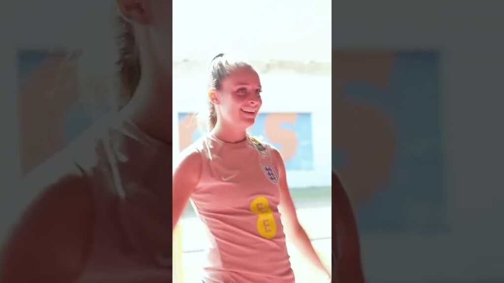 Ella Toone The World’s Strongest Woman 💪 🤣 #lionesses #shorts Ella Toone The World’s Strongest Woman 💪 🤣 #lionesses #shorts