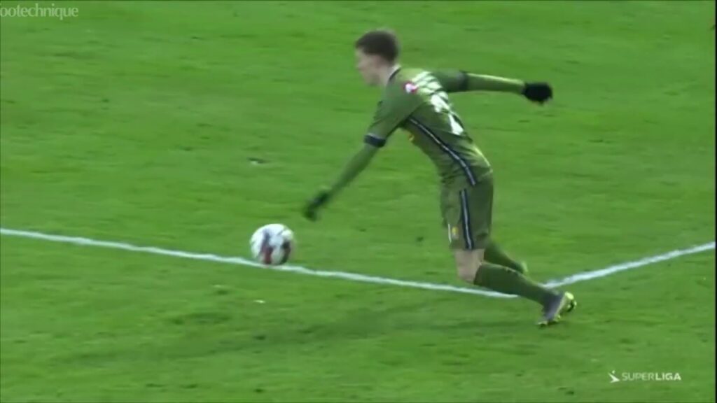 Andreas Olsen air control skills vs Vejle Boldklub