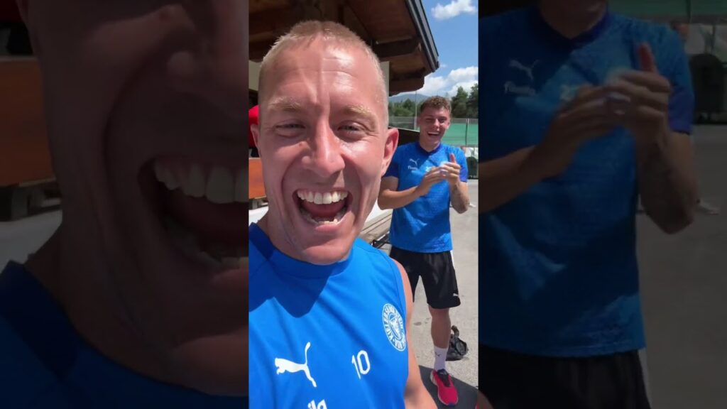 Shūto Machino und Masahiro Fujiwara singen Pen Pineapple Apple Pen! 😄🎶