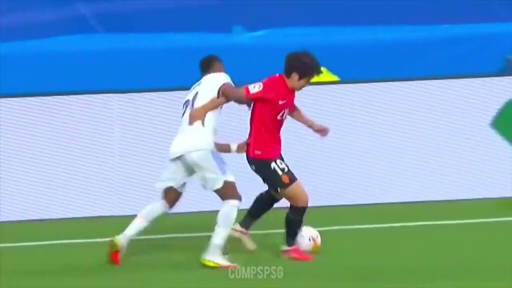 Kang-In Lee vs Real Madrid • 2021/22