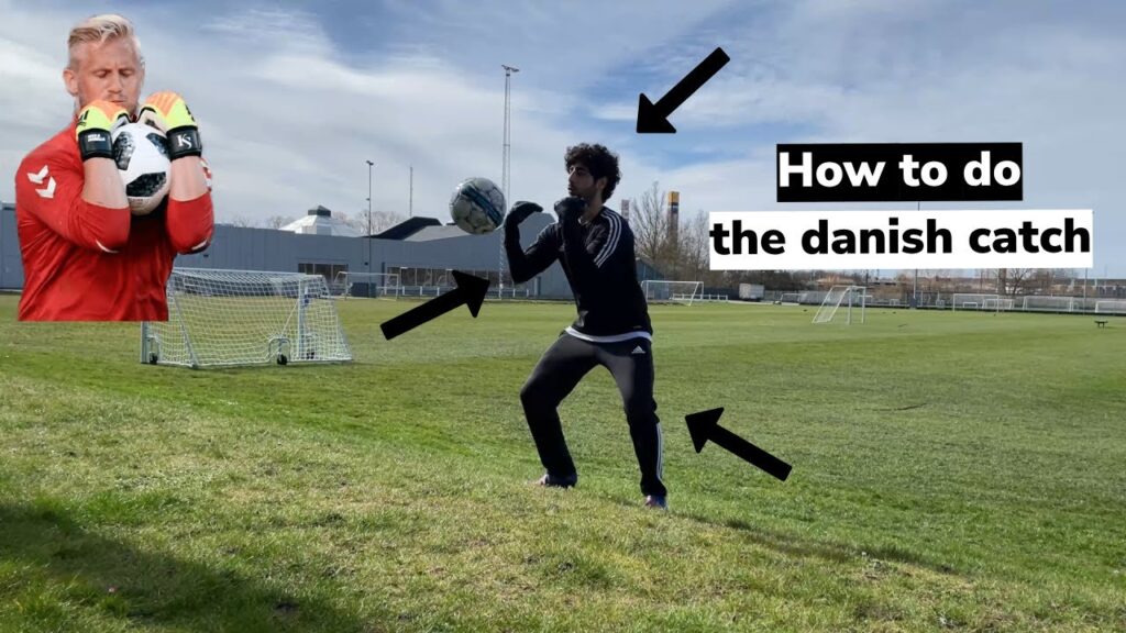 How to do the Kasper Schmeichel catch or The Danish catch – Goalkeeper Tutorial How to do the Kasper Schmeichel catch or The Danish catch - Goalkeeper Tutorial