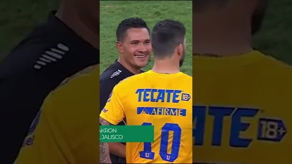 ¿Irán por tortas ahogadas? Diálogo amistoso entre Gignac y Vega 😎🤣