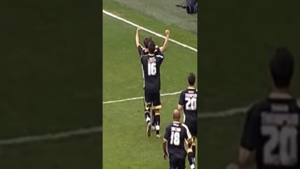 🏡 Aaron Ramsey back home at Cardiff!