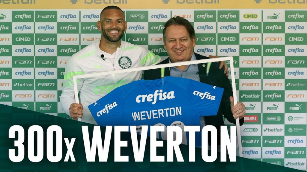 WEVERTON COMPLETA 300 JOGOS PELO VERDÃO