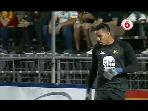 Alvarado es el portero con más atajadas del campeonato