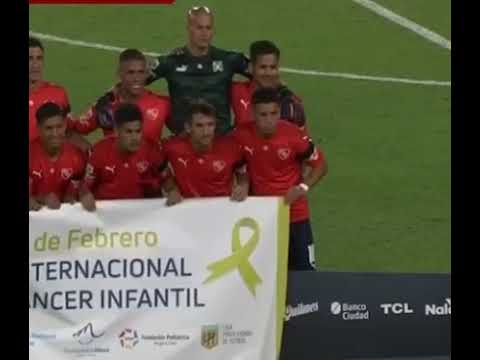 Sebastián Sosa se divierte en la previa del partido