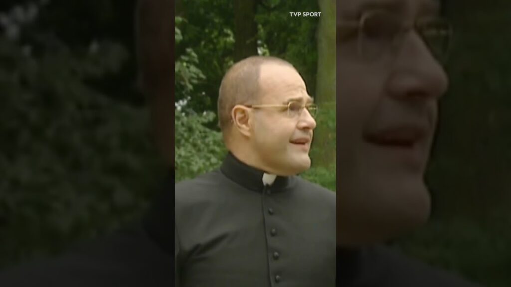 MILIK NISZCZY SZKLARNIĘ KSIĘDZA PROBOSZCZA Z RANCZA #SHORT