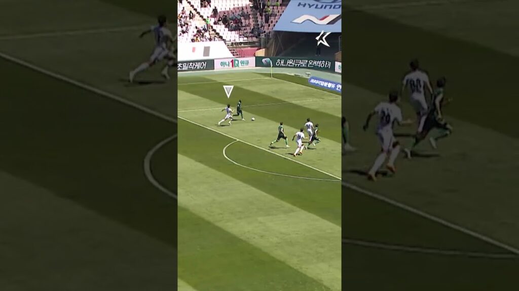 공격수가 여기까지 따라와....?ㄷㄷㄷ #나상호
