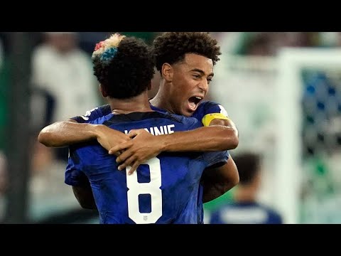 Leeds United are IN TALKS with Juventus to Sign WESTON MCKENNIE! 🇺🇸